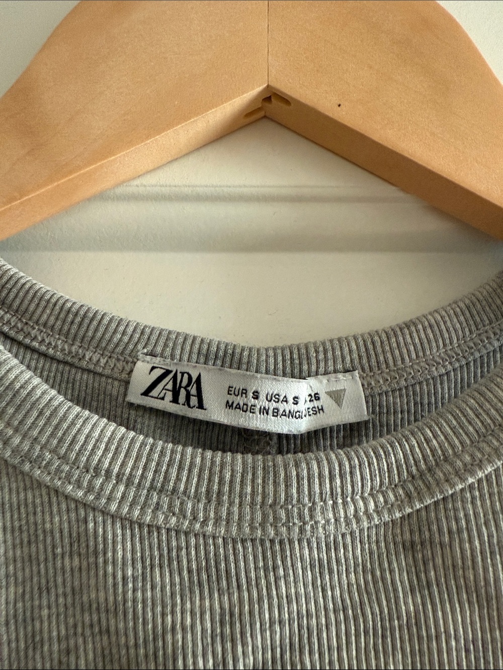 Zara Light Gray Ribbed Cropped Tank - Picture 2 of 4